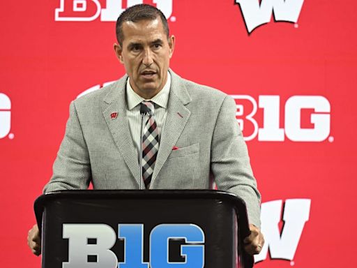 Luke Fickell says 'there's no doubt' he would beat Mike Vrabel in a fight