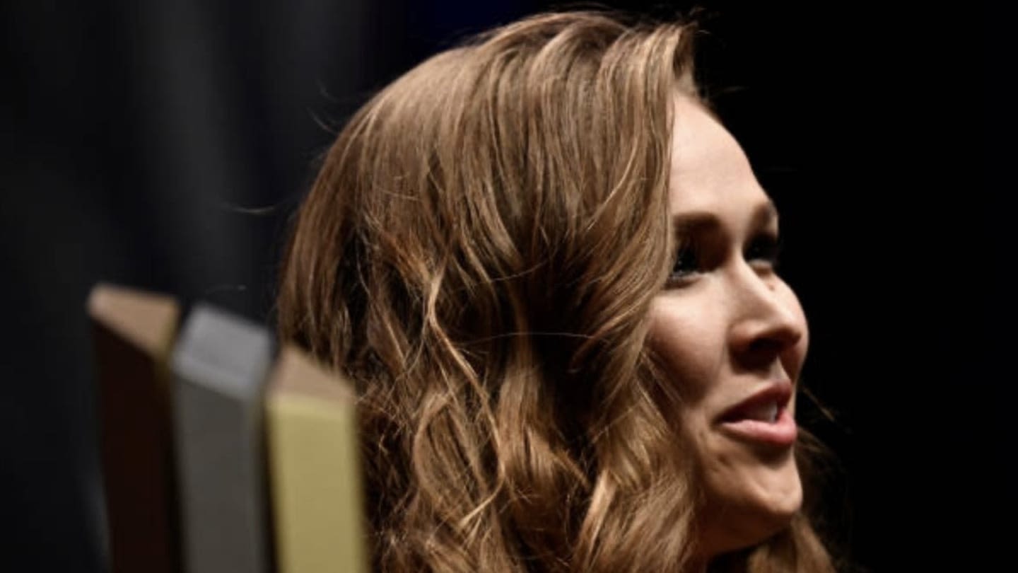 Fight or Write? Ronda Rousey Pens Her Future