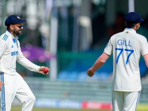 Virat Kohli Mimics Shubman Gill Walking Style In IND vs BAN 2nd Test Day 4, Video Goes Viral - Watch