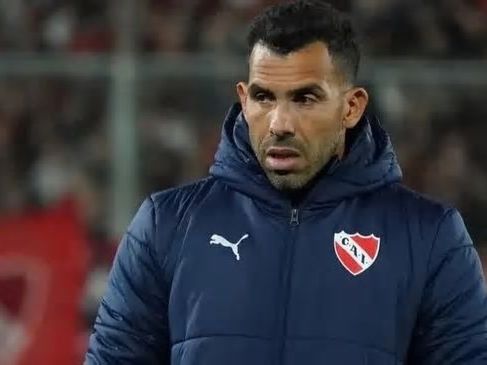 Alarma en Independiente: la inhibición que complica a Carlos Tevez