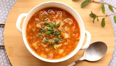 Make ‘hearty’ minestrone soup in minutes with simple recipe