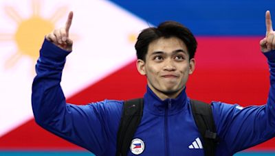 He won gold for the Philippines. Then the gifts started pouring in — including a $600,000 condo and a lifetime supply of ramen.