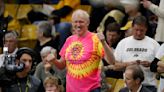 Appreciation: Bill Walton was a passionate music fan who saw the Grateful Dead more than 850 times