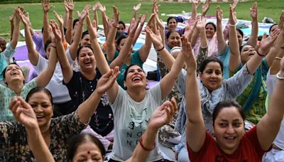 IIT Delhi study finds significant changes in brain’s functional connectivity during Yoga Nidra - ET Government