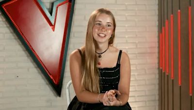 Taína Gravier, la hija de 16 años de Valeria Mazza, sorprendió al cantar en un certamen en la tevé española: las imágenes