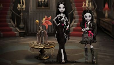 Wednesday and Morticia Addams Add Gore-geous Glamour to Monster High Skullector Series