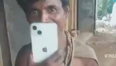 Video | Scrap dealer gifts iPhone 16 to son for brilliant results, netizens say, ‘happiness he received is much more…’ | Today News