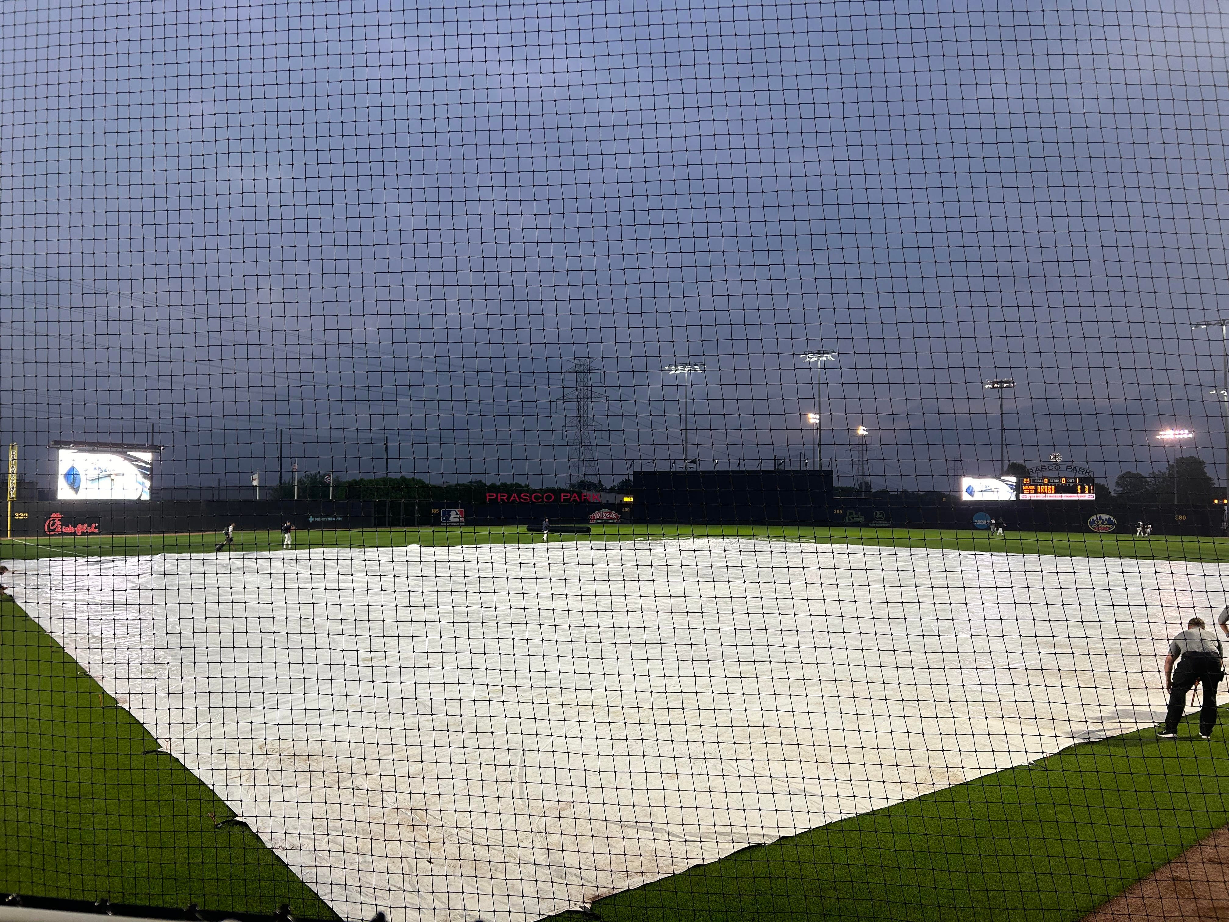 Xavier baseball's matchup with No. 1 UConn suspended in 6th inning, will resume Thursday