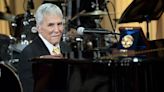 Country hit helped launch composer Burt Bacharach's legendary career