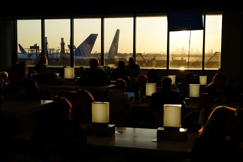More US flights cancelled in wake of global cyber outage