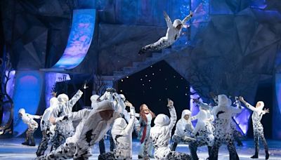 Cirque du Soleil regresa a Chile con “Crystal”: su espectáculo que fusiona acrobacia con patinaje sobre hielo - La Tercera