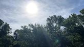 PA: PEOPLE ENJOYING KAYAKING DURING HEAT WAVE