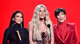 Una Kris Jenner "borracha" sorprende a Khloé Kardashian por su cumpleaños