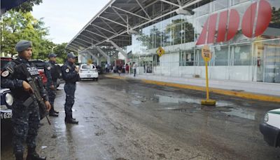 Camiones ADO suspenden actividades en Quintana Roo por el paso del huracán Beryl