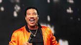 How Lionel Richie Made Music History And Stacked A $200 Million Net Worth