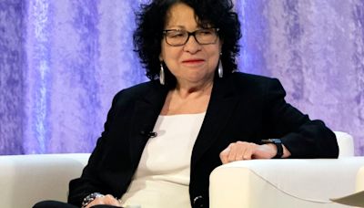 Sotomayor's dissent: A president should not be a 'king above the law'