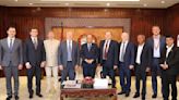 Recibe primer ministro de Nepal a delegación empresarial de Rusia - Noticias Prensa Latina