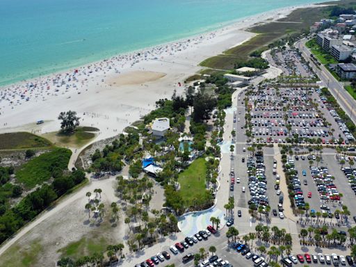 How did Sarasota's Siesta Key not make this list of Florida's Top 10 beaches?