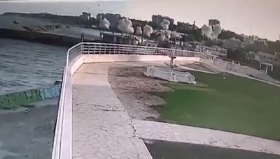 Footage of devastating moment Russia hit Odesa with an Iskander missile with a cluster warhead - video