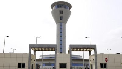 Sénégal : l'aéroport de Dakar rouvre après l'incident d'un Boeing faisant 11 blessés