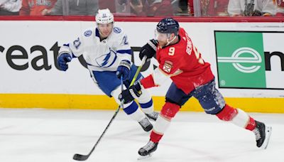 Panthers’ Sam Bennett out for at least next two games at Tampa Bay with injury