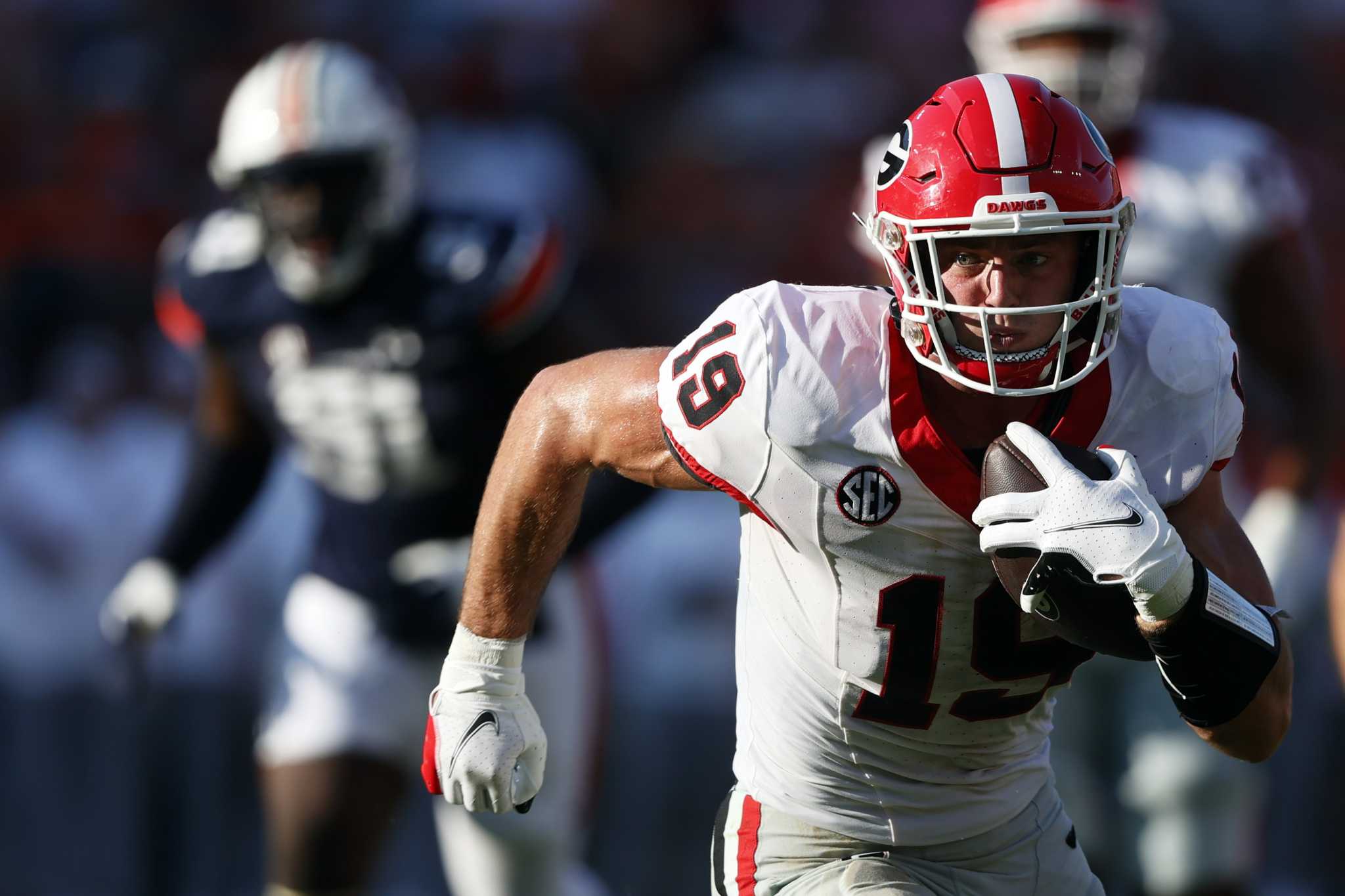 Las Vegas Raiders take Georgia tight end Brock Bowers with the 13th pick in the NFL draft