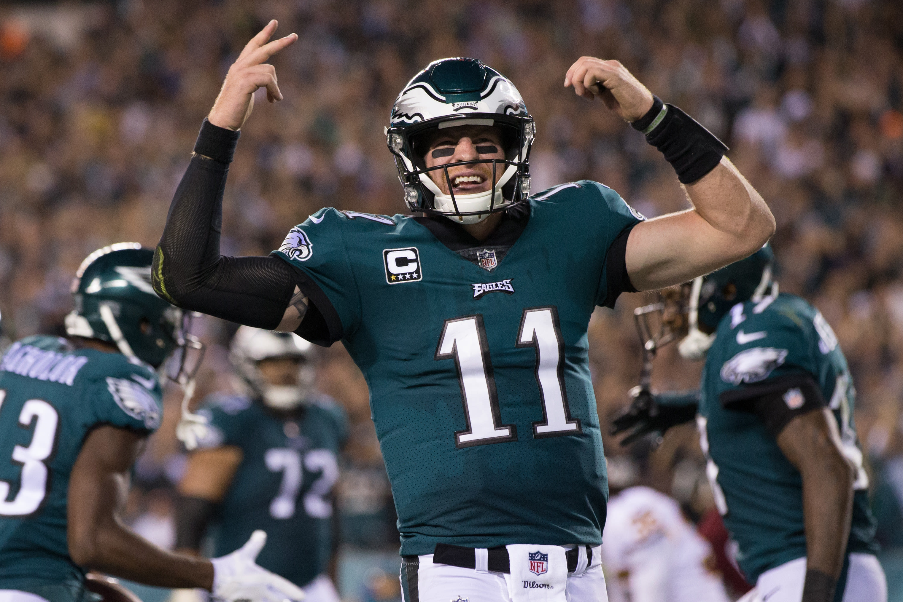 Wentz carves up Redskins as Eagles win fifth in row