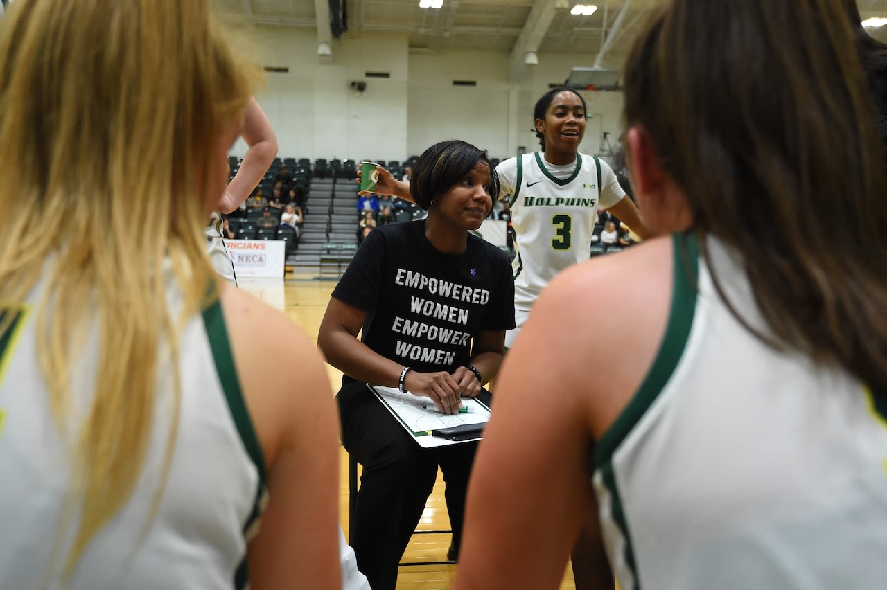 After leading Le Moyne women’s basketball to NEC title game, coach Mary Grimes takes job at Binghamton