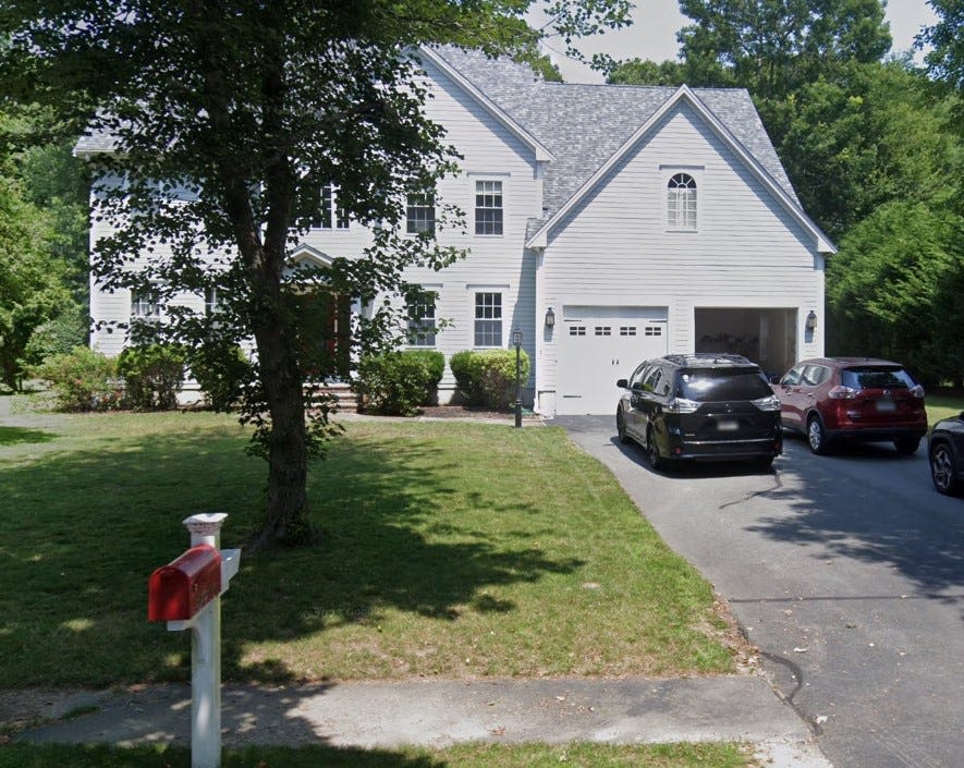 Spacious Dartmouth Colonial sells for nearly $950K: Weekly home sales
