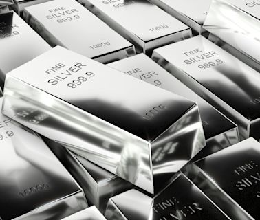 Silver price today: Silver is trading at $30.21