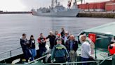 EN IMÁGENES: Así fue la visita institucional a los barcos de guerra que están en Gijón por el Día de las Fuerzas Armadas