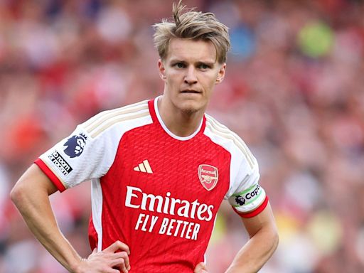 Arsenal's Martin Odegaard not ruled out by Mikel Arteta for North London derby, while Micky van de Ven expected to return for Spurs