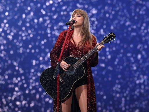 The ‘Taylor Swift’ Guitar Smashed by Man After Paying $4,000 for It Was Not Autographed by Singer