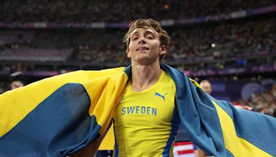 American Mondo Duplantis breaks pole vaulting record competing for Sweden at the Olympics