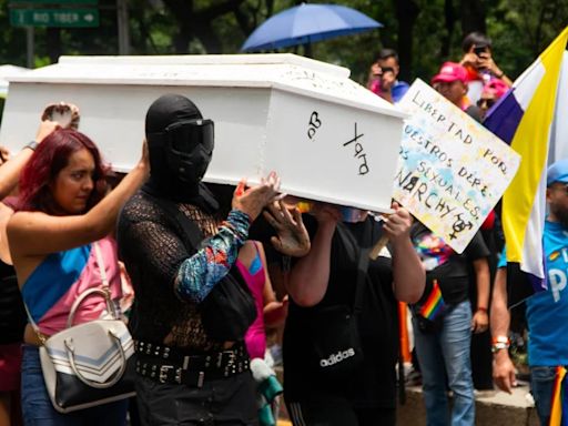 Entre colores piden erradicar crímenes de odio, desapariciones y transfeminicidios: así la marcha del orgullo 2024