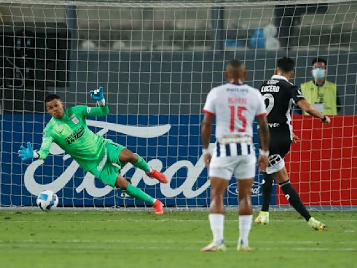 Una noche inspirada de Esteban Paredes y una recordada farra en Lima: el parejo historial de Colo Colo en Perú por la Libertadores - La Tercera