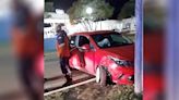 Un auto chocó contra un poste de telefonía - Diario El Sureño