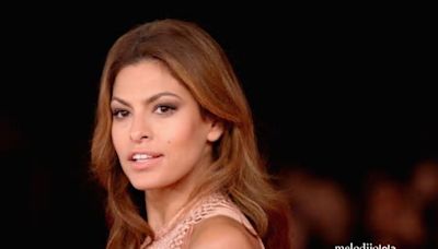 Eva Mendes disfruta al máximo la crianza de sus hijas a los 50