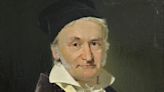 Gauss y los economistas en el ring: pelea por un teorema central de la economía