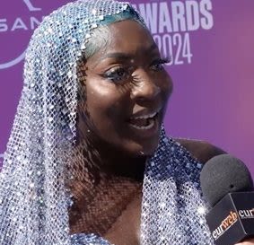 BET Awards Red Carpet With Lil' Mo & Spice + Ushers' Lifetime Achievement Award | WATCH | EURweb