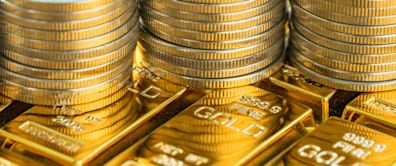 Gold hovers near record highs. Here's where analysts say it's headed next.