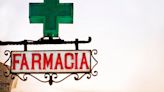 La Junta de Extremadura equipará con desfibriladores a unas 200 farmacias de zonas rurales