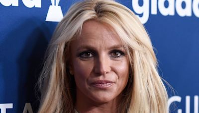 Britney Spears informa en un video que le robaron todas sus joyas - La Opinión