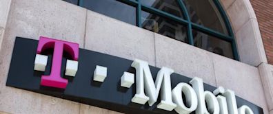 T-Mobile (TMUS) Boosts Network With US Cellular Asset Buyout