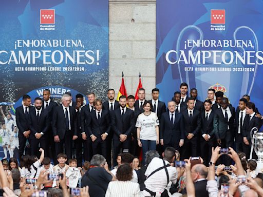 El Real Madrid celebra la 15ª en la Comunidad con otro homenaje a Kroos