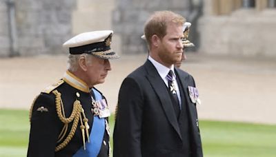 Planen Prinz Harry und Charles etwa ein Treffen in London?