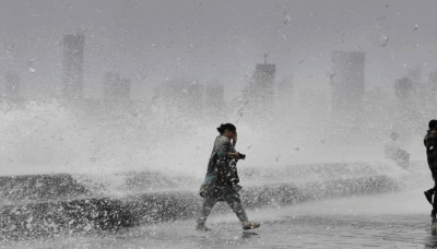 IMD issues heavy rain warning for Mumbai and Thane, high tide expected: 'Stay indoors,' urges BMC | Mumbai News - Times of India