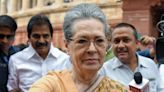 'Mahaul' in our favour, but...: Sonia to Congressmen