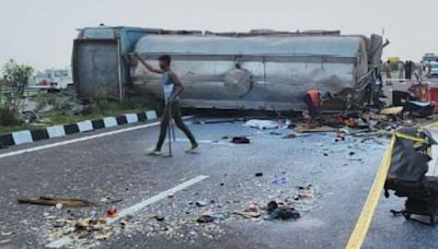 Unnao Bus Accident: 18 killed, 19 hurt as bus collides with tanker in Uttar Pradesh’s Unnao