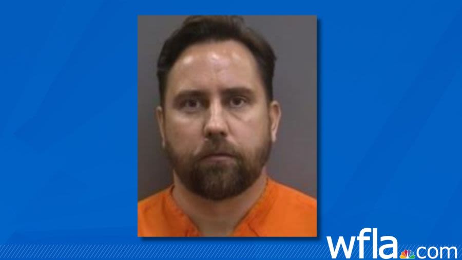 Former Tampa art teacher accused of sexually battering student